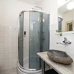 Modern, Bright In A Great Location Apartmán Praha