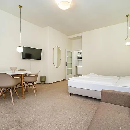 아파트 Modern, Bright In A Great Location *